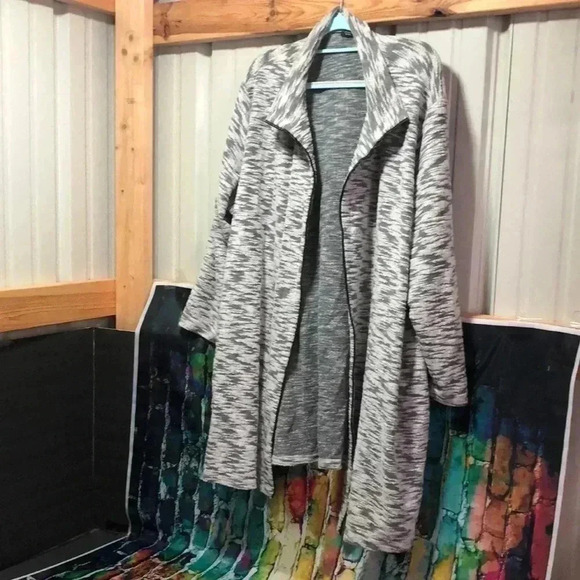 Studio 1886 sweater cardigan open front plus size 2X gray and white - Picture 1 of 12